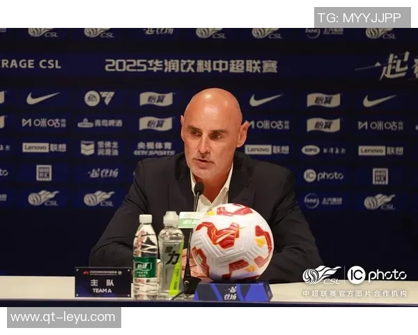 穆斯卡特继续留守海港丹尼罗尔正式执教流浪者签约两年半